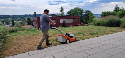 Liegenschafts Pflege - Impressionen unserer Arbeit